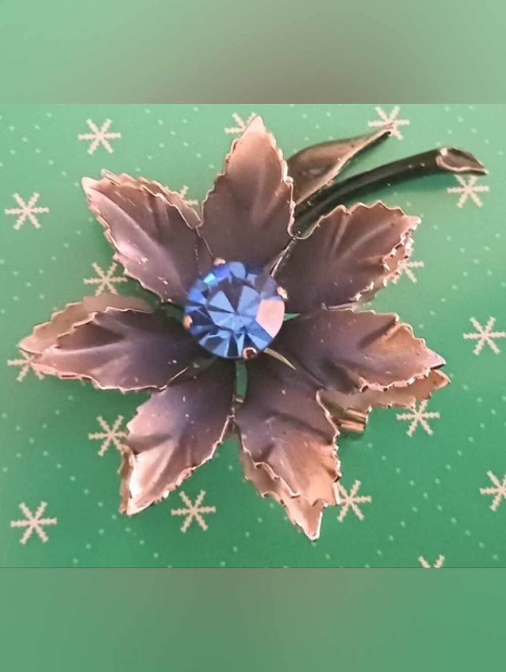 Vintage Winter Flower Blue Gray Ombre Leafy Brooch with Blue Gem